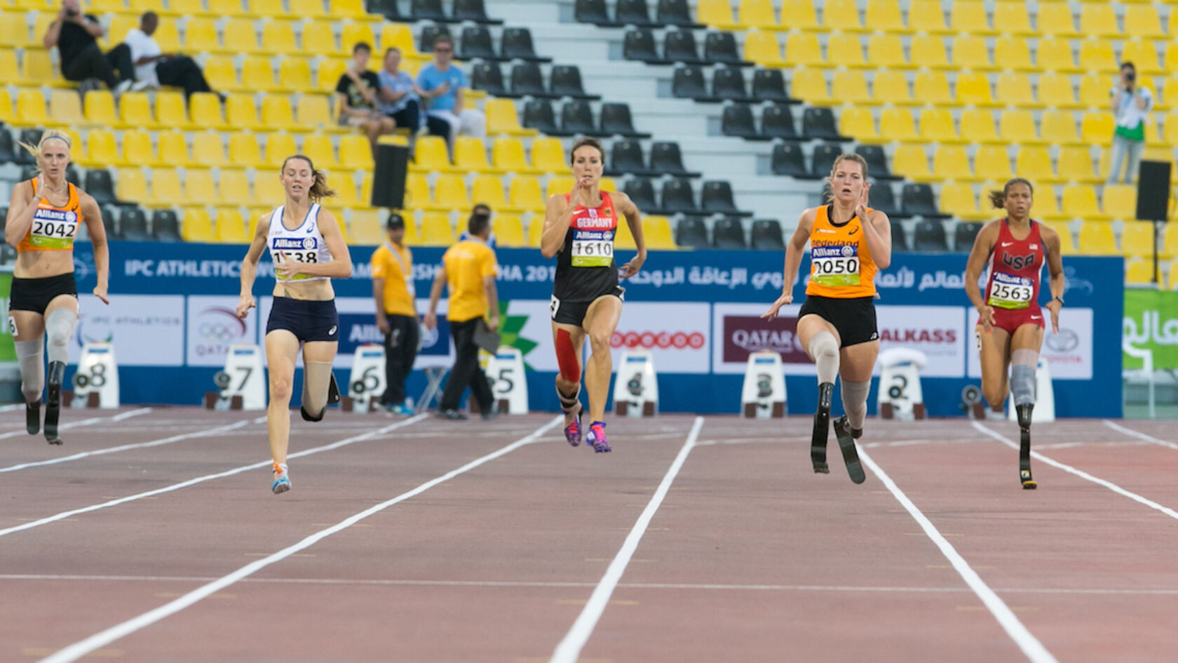 Nederlandse Paralympische atletiekploeg met hoge verwachtingen naar Rio