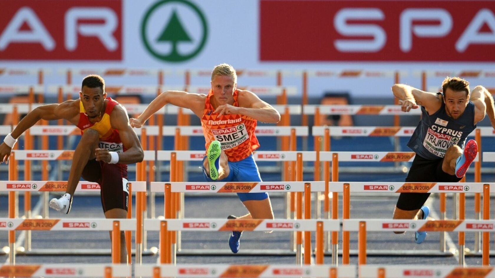 Round-up EK vrijdagavond: Lopen, lopen en nog eens lopen.