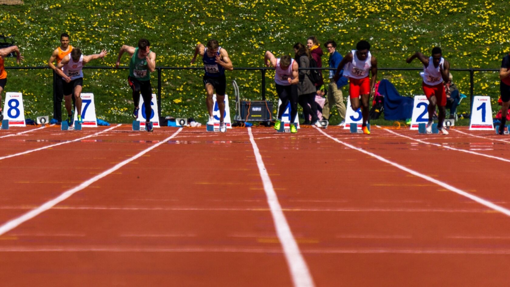 Rotterdam Atletiek en AV’23 leiden competitie