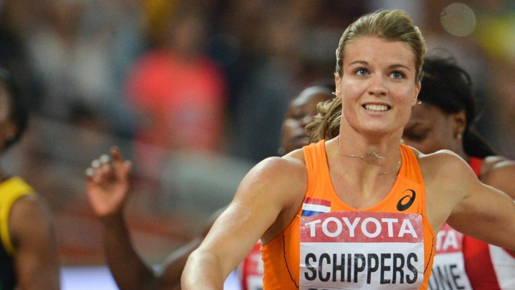 Dafne Schippers verslaat ook Felix, record op mijl voor Sifan Hassan
