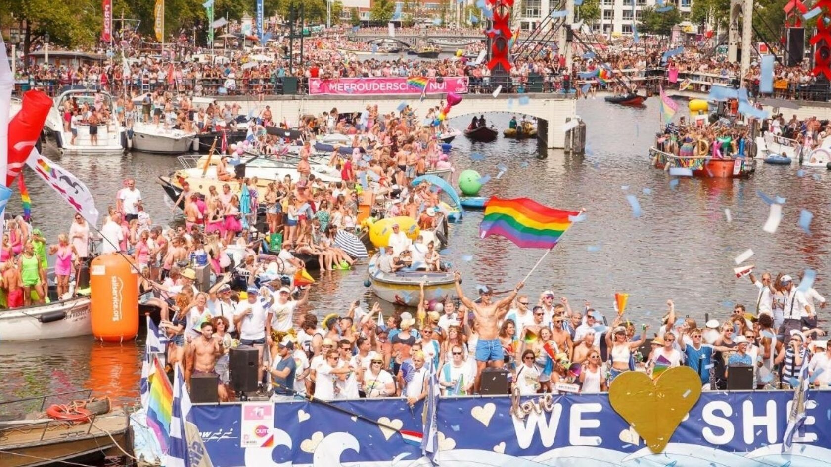 Sportboot: 16 sportbonden varen mee met Canal Parade