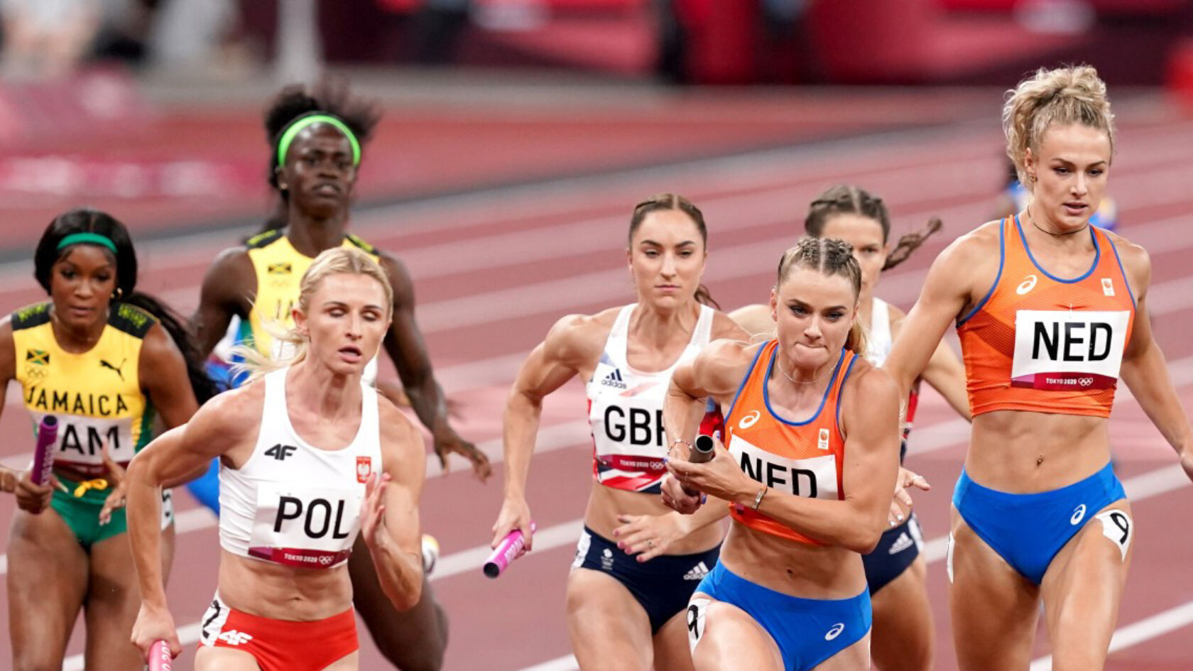 Olympische Spelen middag 1: Hassan en mixed relay naar finale