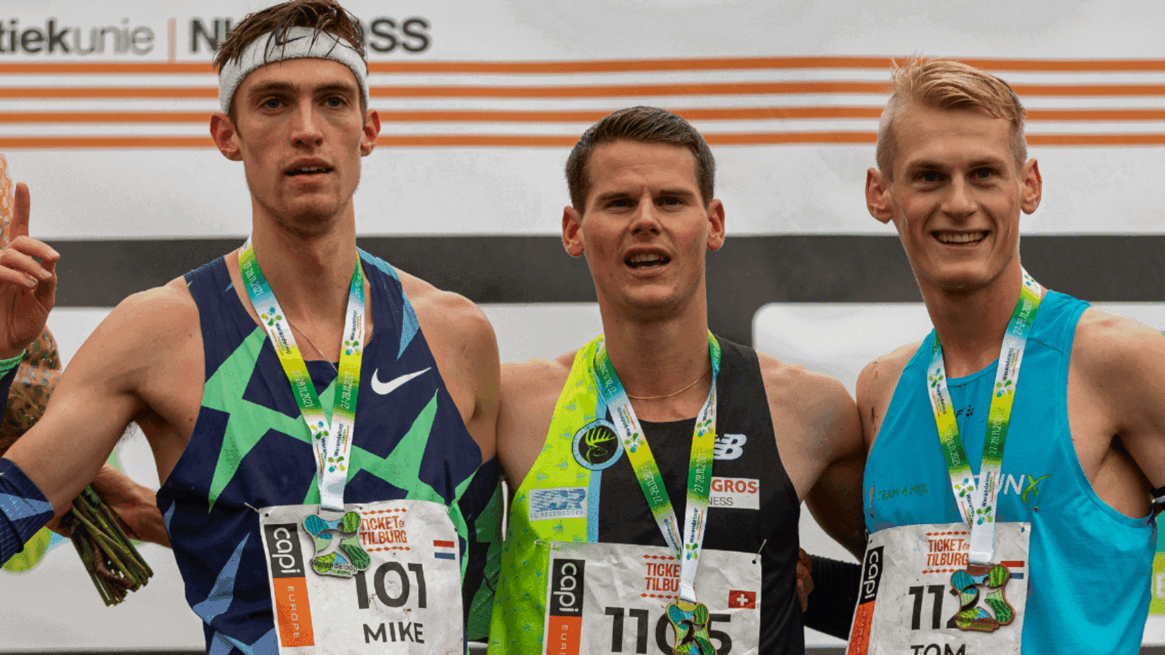 Mike Foppen en Jip Vastenburg winnen NK Cross