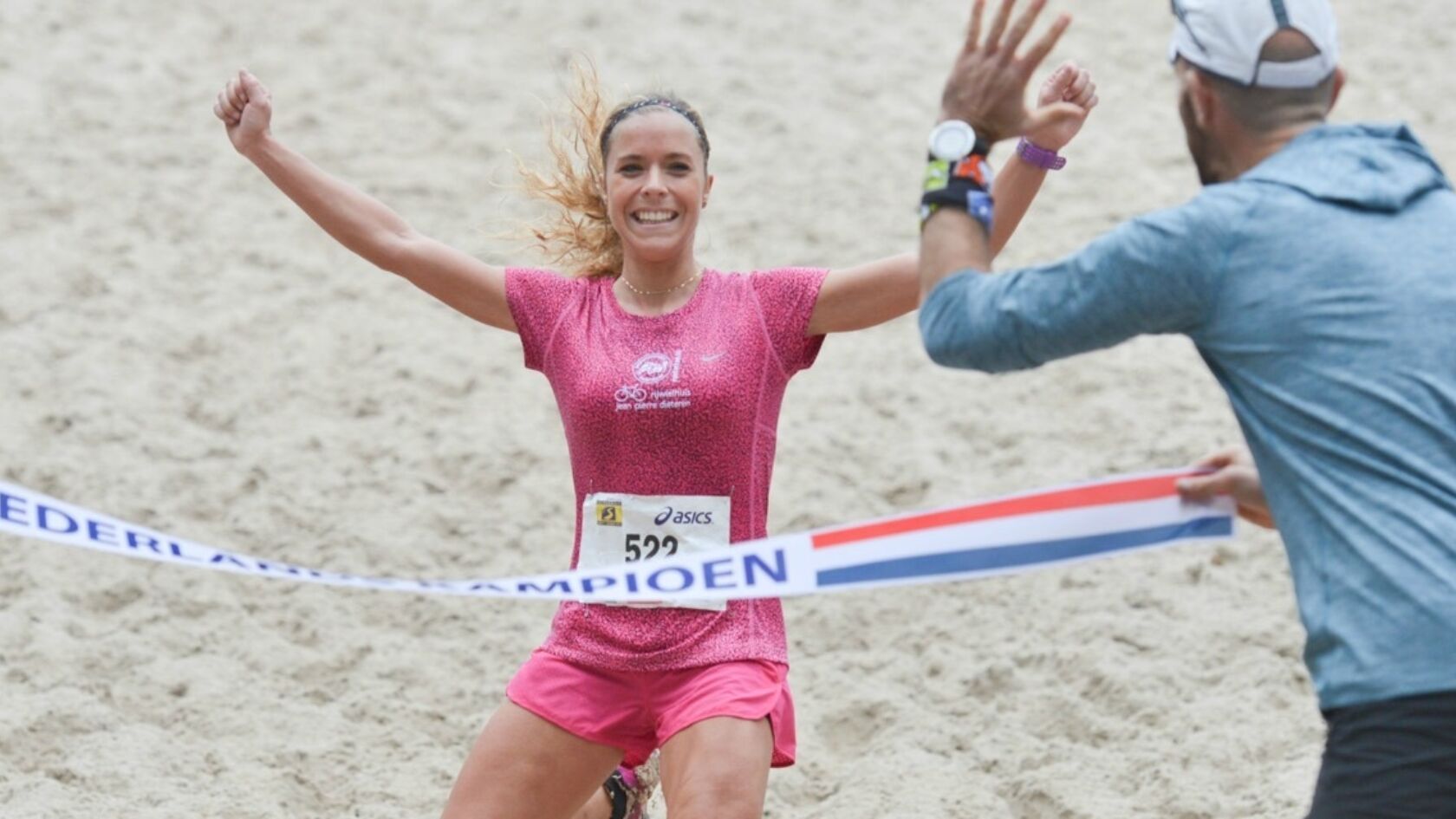 Tim Pleijte en Renee Vranken eerste Trailrun kampioenen