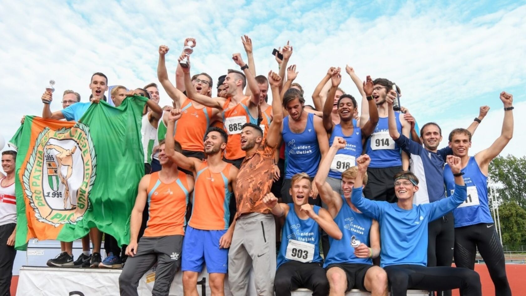 Promotieregen bij mannen, NK teams vrouwen onveranderd