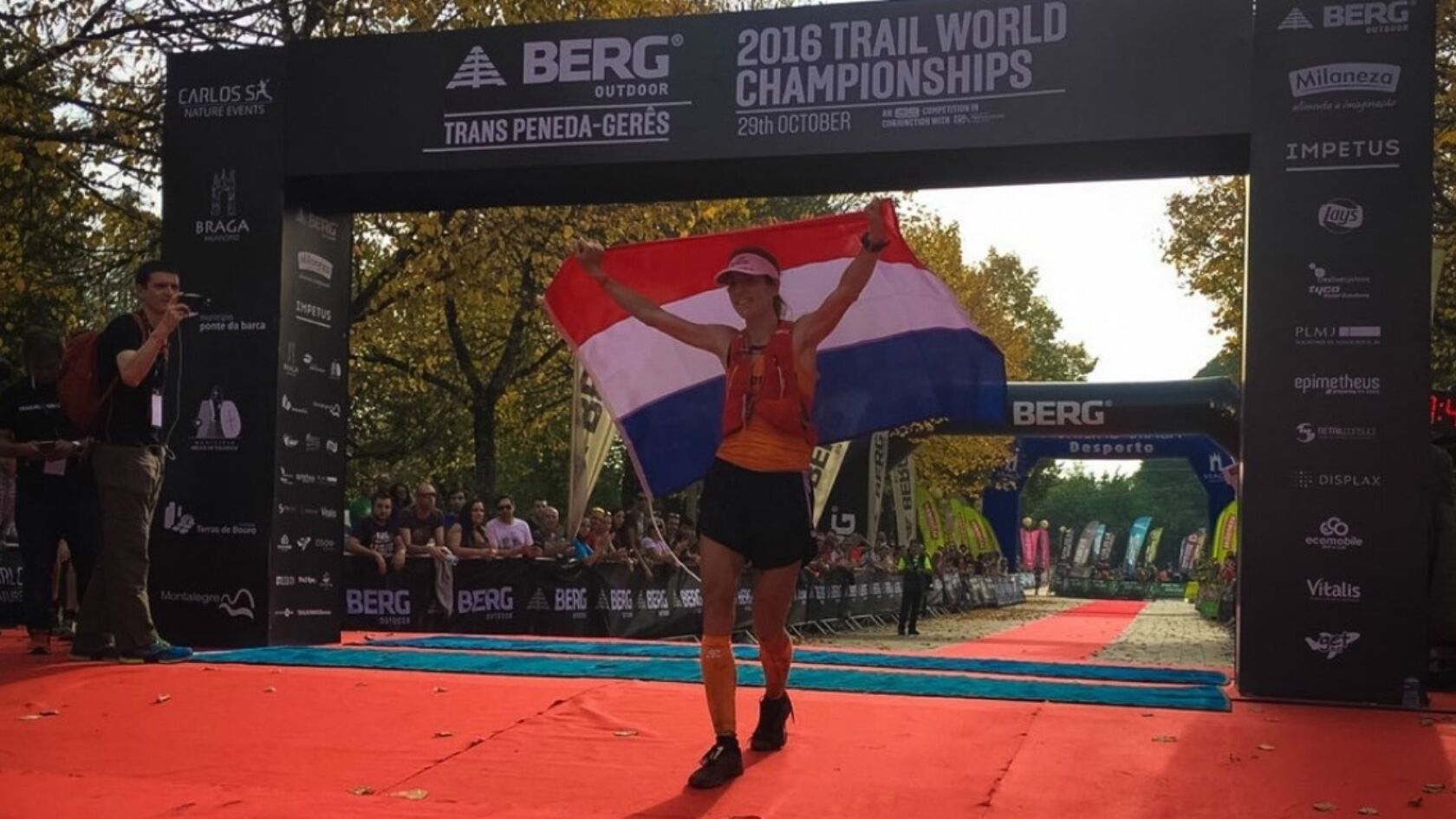 Ragna Debats schrijft historie bij Trail World Championships