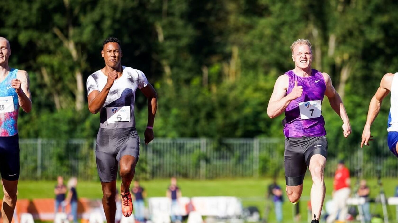 Taam en Van de Wiel na dag 1 NK meerkamp aan de leiding