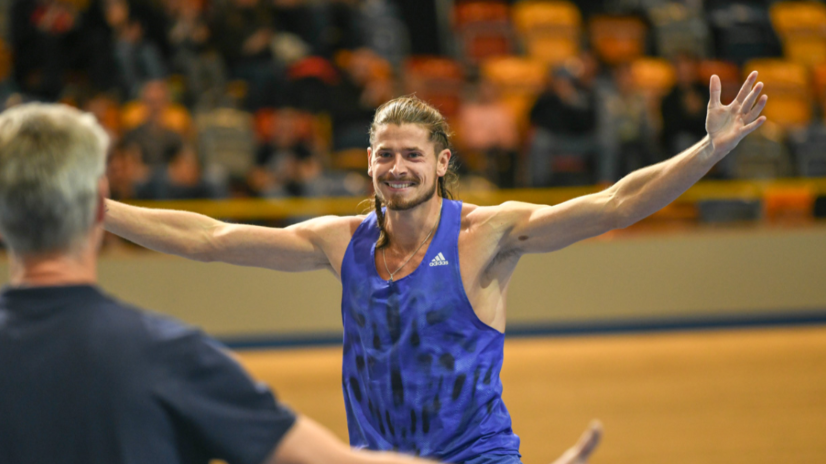 AA Drink NK Atletiek dag 1: Koppelaar evenaart nationaal record