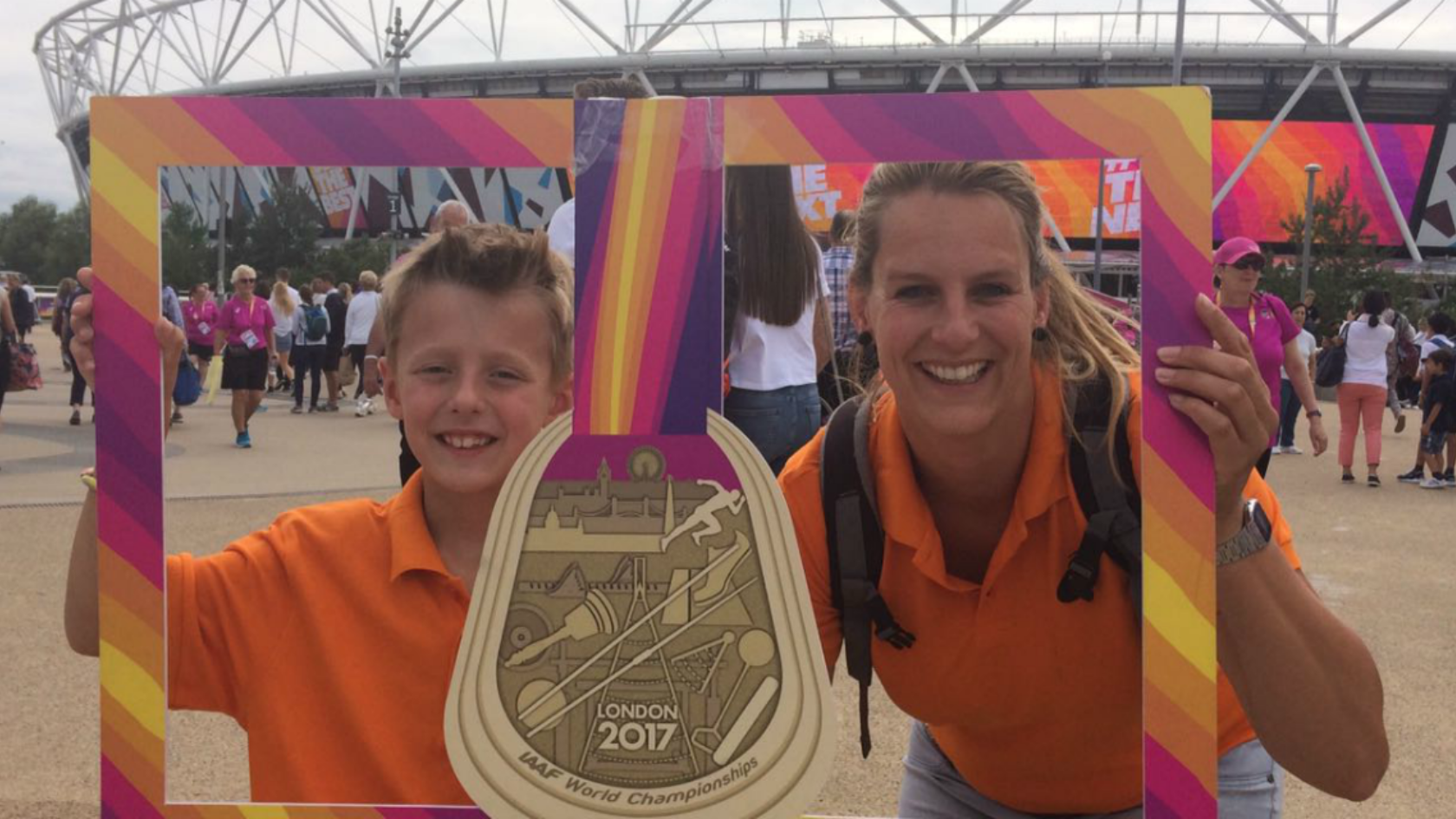 Als verrassing naar de WK Atletiek!