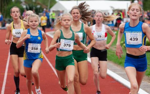 Koplopers houden stand in tweede ronde CD-competitie