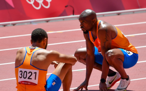 Olympische Spelen nacht 7: dag twee van de meerkamp en 4x100m estafette