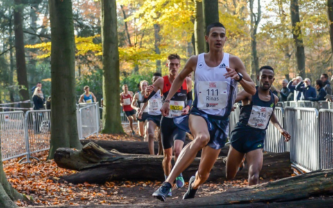 Mike Foppen wint de Warandeloop in Tilburg