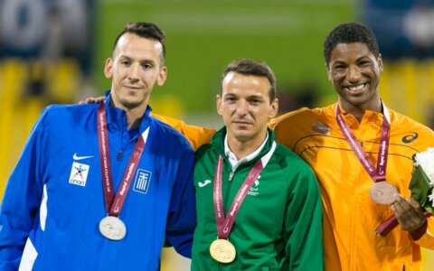 Bronzen glimlach voor Ranki Oberoi