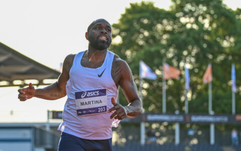 Churandy Martina Koninklijk onderscheiden in Hengelo