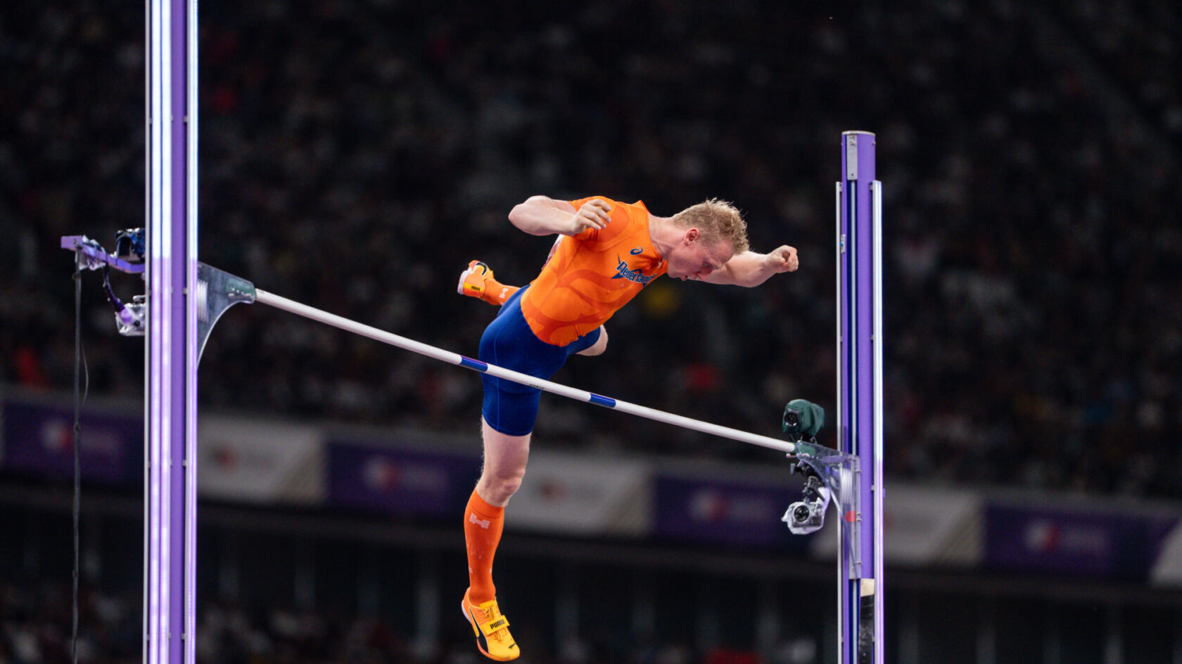 WK Atletiek dag 3: Vloon zevende in finale polsstokhoogspringen