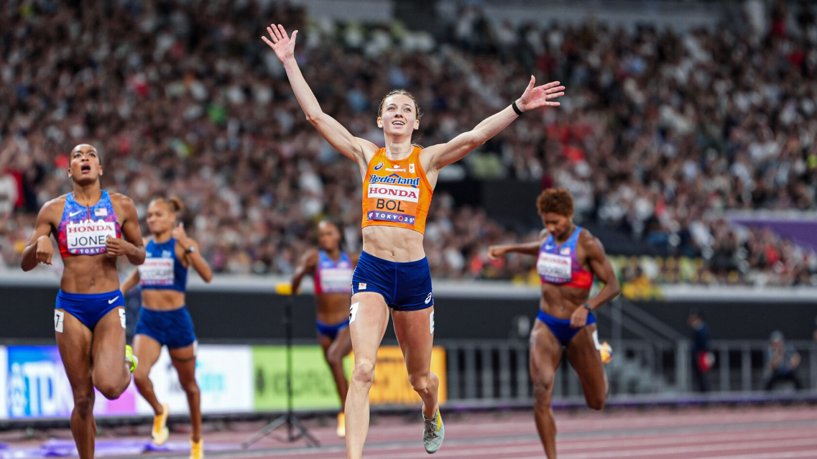 WK Atletiek dag 7: titelprolongatie voor Bol op 400 meter horden