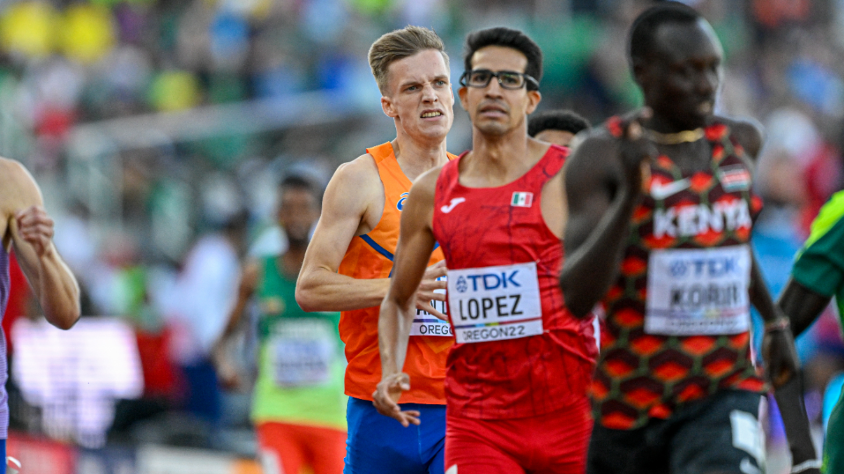 WK Atletiek dag 7: geen finale voor Van Diepen