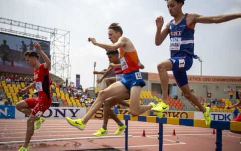 WK u20 dag 2: Houwaard naar finale 3000 meter steeple chase