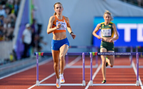 WK Atletiek dag 5: Bol overtuigend door naar halve finales