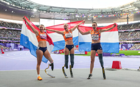 Paralympische Spelen dag 6, 7 en 8: triple podium op 100m T64