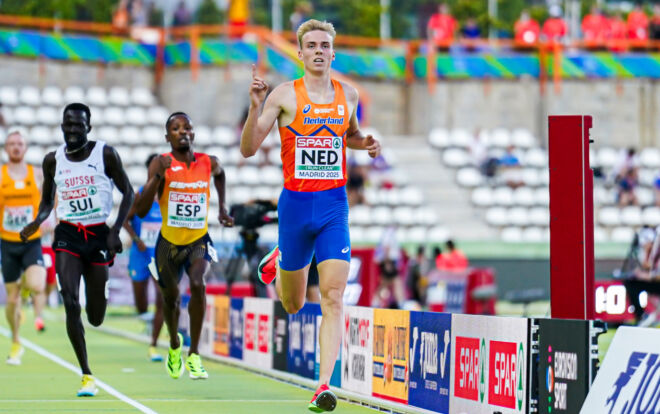 Check de toernooipagina van de EK U23